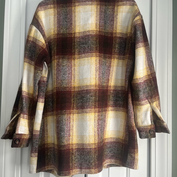 Flannel shacket - Picture 2 of 2